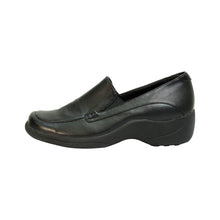 Load image into Gallery viewer, 24 HOUR COMFORT Riley Women&#39;s Wide Width Leather Loafers

