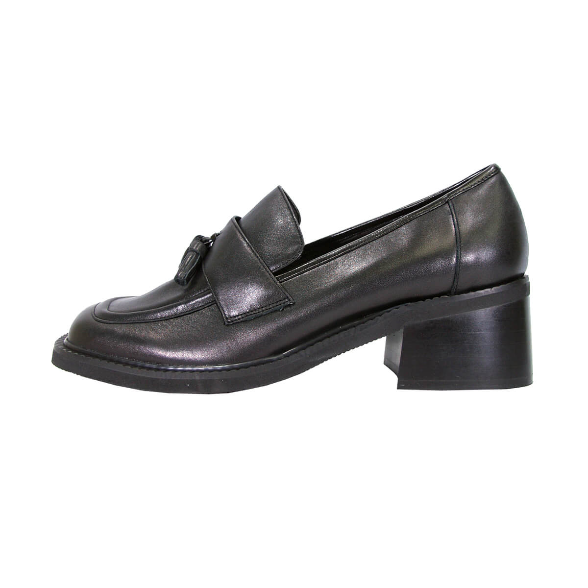 PEERAGE Rhona Women's Wide Width Tassel Leather Shoes