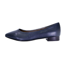 Load image into Gallery viewer, PEERAGE Tasha Women&#39;s Wide Width Dress Casual Slip-on Leather Flats
