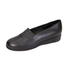 Load image into Gallery viewer, Fazpaz 24 Hour Comfort Katy Women&#39;s Wide Width Leather Slip On Shoes with Designed Upper
