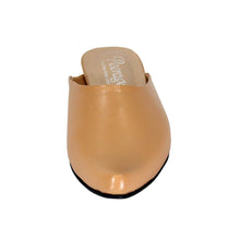 Load image into Gallery viewer, PEERAGE Lisa Women&#39;s Wide Width Leather Mules
