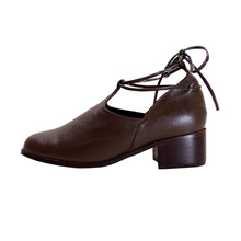 Load image into Gallery viewer, PEERAGE Drew Women&#39;s Wide Width Leather Ankle-Tie Shoes
