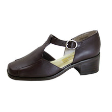 Load image into Gallery viewer, Peerage Sheba Women&#39;s Wide Width T-Strap Leather Shoes

