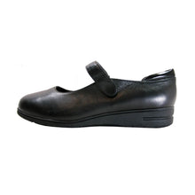 Load image into Gallery viewer, PEERAGE Mea Women&#39;s Wide Width Leather Mary Jane Shoes
