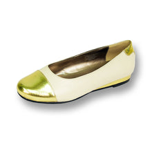 Load image into Gallery viewer, Fazpaz Peerage Patsy Women Wide Width Leather Flat for Casual or Fancy Attire
