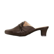 Load image into Gallery viewer, PEERAGE Claudia Women&#39;s Wide Width Dress Casual Leather Mules

