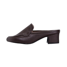Load image into Gallery viewer, PEERAGE Jackie Women&#39;s Wide Width Leather Casual Dress Mules
