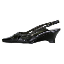 Load image into Gallery viewer, PEERAGE Reese Women&#39;s Wide Width Leather Dress Shoes
