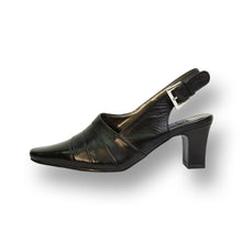 Load image into Gallery viewer, PEERAGE Susie Women&#39;s Wide Width Leather Slingback Pumps
