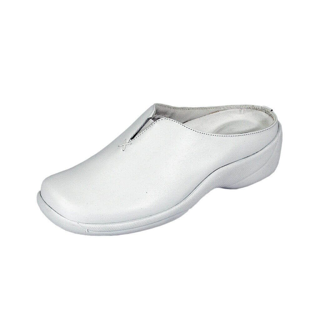 24 HOUR COMFORT Isabella Women's Wide Width Leather Clogs